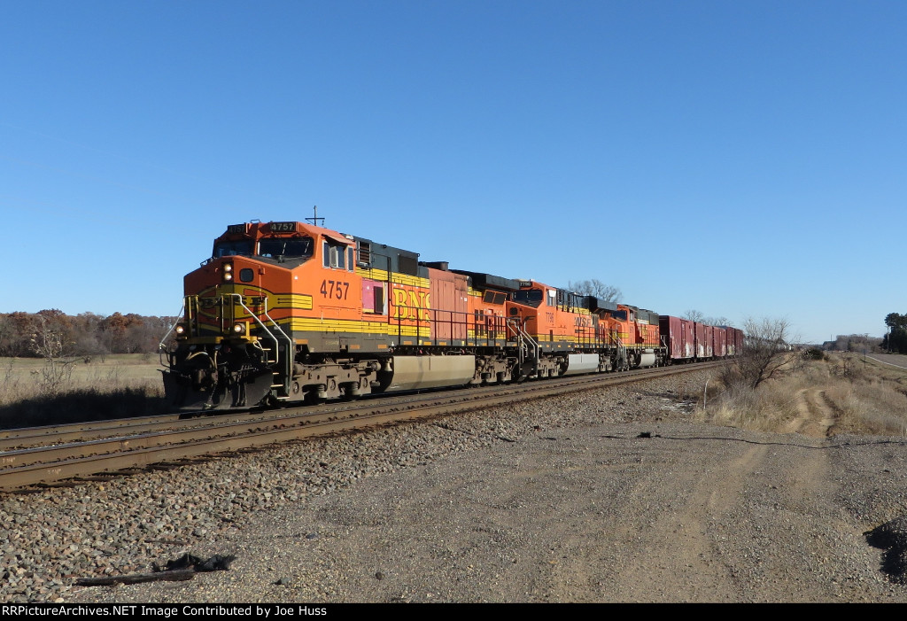 BNSF 4757 West